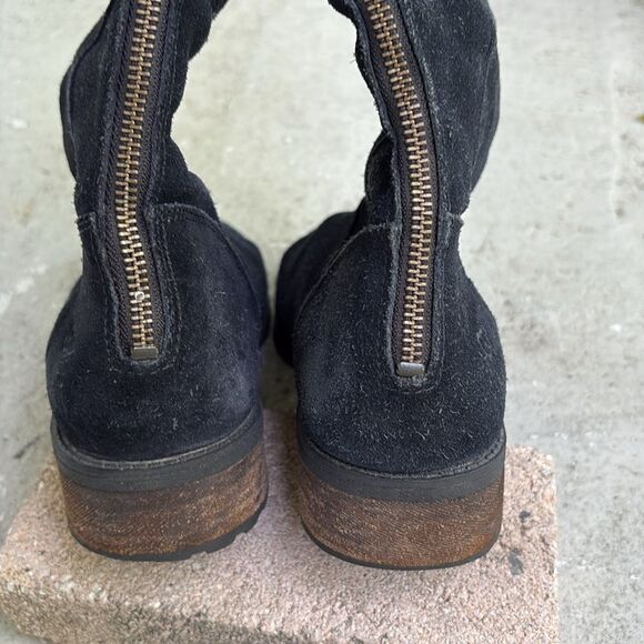 UGG Sheldon suede boots - Picture 6 of 11